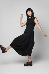 Puristic Noir Elegance